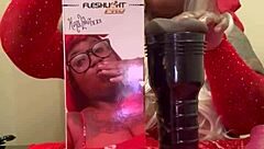 hey, just spreading this pussy wide open all through 2025 for some fun vibes