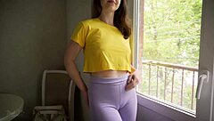 Why is your stepsis teasing with that big cameltoe in tight leggings at the gym?