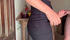 Theres No Way You Cant Cum Watching This Maid Give Her Ass In The Kitchen