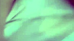 te gusta ver a esta hermosa latina mexicana jugando solo con su dildo y toys