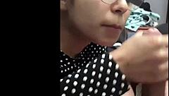 Horny teen 18+ gives handjob with finish in his hand, lots of milk 😈💦