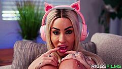 Huge Boobs Gamer Girl Seduces And Fucks The Repair Guy With Passion