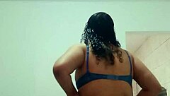 i love showing off my big ass and chubby latina body while dancing funk putaria. those peitinhos look so tasty on camera for you