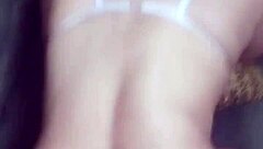 Gostosa magrinha with short hair extracts cum from moreno