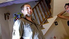 Le corps cute et voluptueux de Noemi tient-il ce casting français trempé intense ?