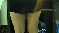 Grabo a mi madrastra mientras hace limpieza in leggings with dirty talk and doggystyle slapping. 😈