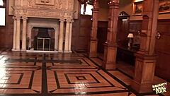 Double Penetration mit Schönheit gebückt Cum ins Gesicht und Mund