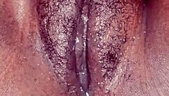 Black chubby milf's huge shaved pussy creampie
