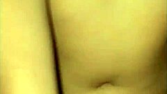 Ay vecino, acaba dentro por favor, mi marido no se da cuenta, grita la vecina de placer montando a su vecino casero infiel