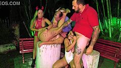 A capetinha nicole brazil sneaks garden fuck with manager at the point mix boate till caught