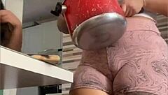 Swollen pussy closeup flashes her bbw exhibitionist folds