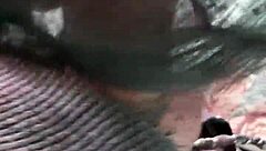 mi esposa usa su rica lengua para complacerme en usa mientras yo miro embobado