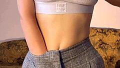 I'm petite Maiskii fingering to orgasm