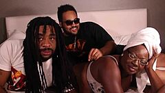 i love watching these double blowjobs from curvy neighbors and mommy types