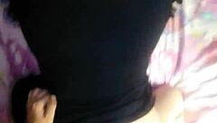 me coge en cuatro en el cuarto de mis primos con mi vestido levantado