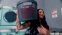 big cock shemale eva maxim pounds hailey rose's big ass in laundry, connie perignon joins deepthroat toys