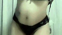 Arab Teacher Strips Hijab Viral Dance to Big Pussy Reveal