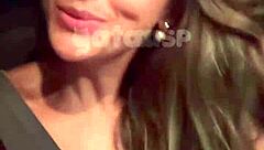 achei um macho com pauzão na balada, ele me pegou na frente do corno e me comeu doggy na pracinha... dogging insano!