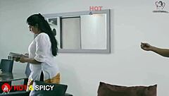 स्वर्णमाला की भारी चुचियां उछल रही बड़ी इंडियन बूब चुदाई