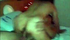 olha só a esposa sozinha no motel com os dois colegas do corno, que putaria legendada!