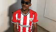 Top Nigerian model bares huge ass during bold casting interview