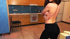 whoa, rare italian euro webchat vid dropped 😲💦