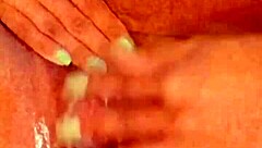 Latina licks pussy and clit in hot cunilingus.