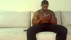 follo a mi vecina curvy ebony en el baño de la piscina rough doggy hasta el orgasmo 🍑🏊‍♀️💦🔥