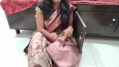 28-year-old aunt begs young guy to pound ass and pussy quenching her wild lust?