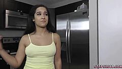 Husband captures petite wife's first devirginizing fuck for birthday 🎂🍆