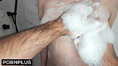amber moore showers off her sweaty body for fun