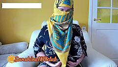arabic hijab milf shakes big latina asian tits on live webcam show
