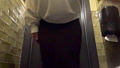 hidden cam catches her peeing shaved pussy in toilet