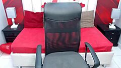 pretty latina babe with big ass tits goes horny on webcam shaking booty