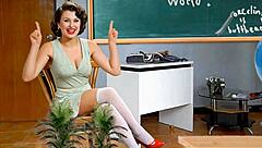 torcelini school's geography lesson 2 covers big pussy lips and continents up close