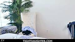 Стъп татко, помоги ми с това, не ме ли чукаш веем нужнята си стъп дъщеря Chanel Grey