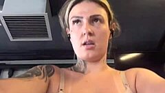 Fui Treinar Na Academia Só De Sutiã Por Baixo Marombas Olhavam Tesão Molhada Calça Branca Buceta