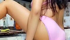 Blues shakes big ass sliding huge dildo deep inside