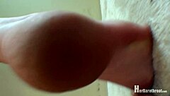 lilly points her nude pregnant toes for foot fetish fun