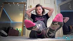 Xvideos Housewife Strips Barefoot in Socks