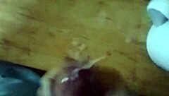 dopedick69 trepa utripajočega monstrastega kurca do eksplozije sperme