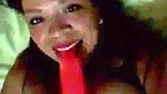 Colombiana Captivates with Her Stunning Beauty and Charm on Screen