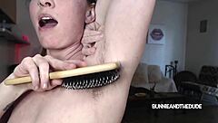 Love Bunnie's musky armpits brushed?