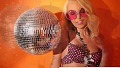 Hot 70s Sluts FINGER Each Others Wet CUNTS