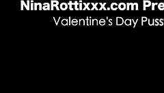 valentine's day ebony lesbians dive into wet pussies with strapon fun 👅💦