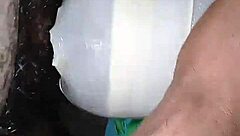 شرموطة عربية مغربية هاوية تاخد فشخ كس منزلي زب وحش وسخ