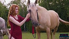 god regina that redhead milf pussy looks so tempting outdoors doesn't it?