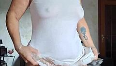 teresa jones italian milf bends for anal pounding