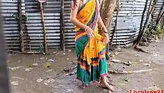 WOW Raini the sexy Bengali bride gets outdoor hardcore bang by friend's big cock!