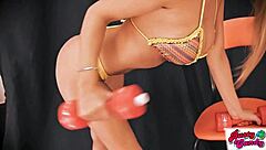 ever seen such perfect vintage pawg ass and huge tits bounce?